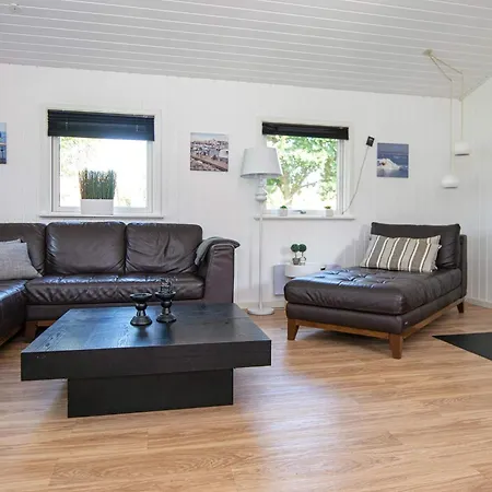 度假居 Renovated In - By Traum 尤尔斯明讷