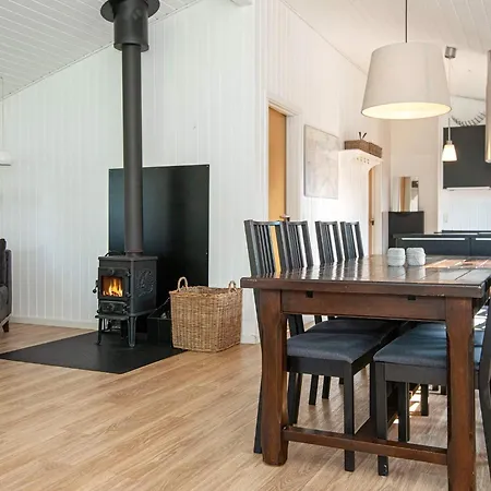 Renovated In - By Traum