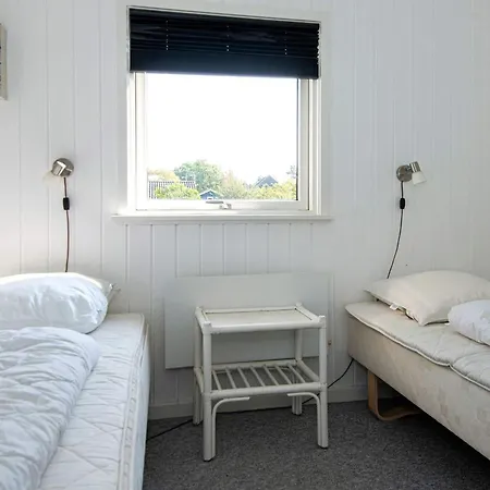 Renovated In - By Traum 度假居