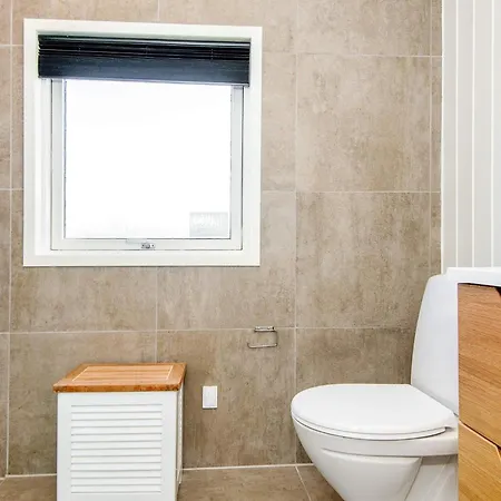 Renovated In - By Traum 度假居 *