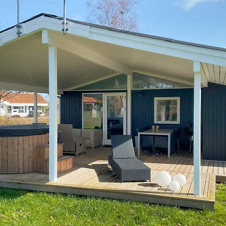 Casa vacanze Renovated In - By Traum *
