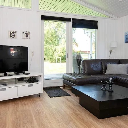 Renovated In - By Traum 度假居